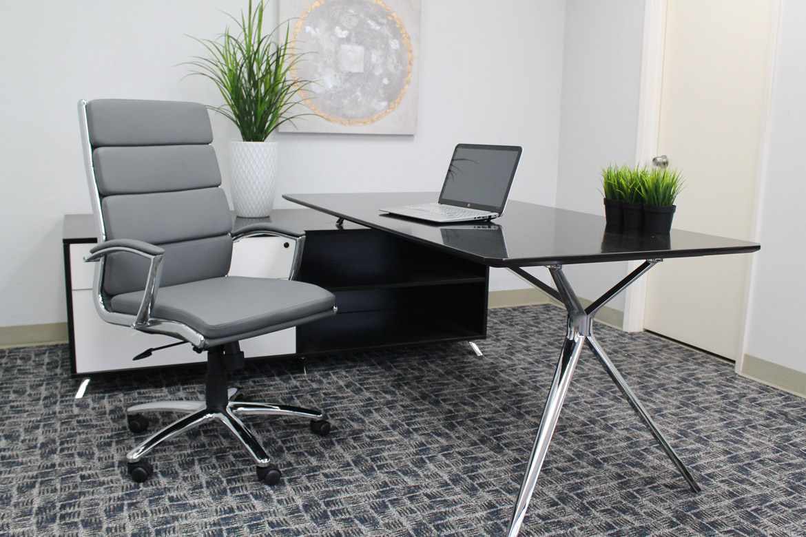Boss Caressoftplus Vinyl Executive Chair - Image 3